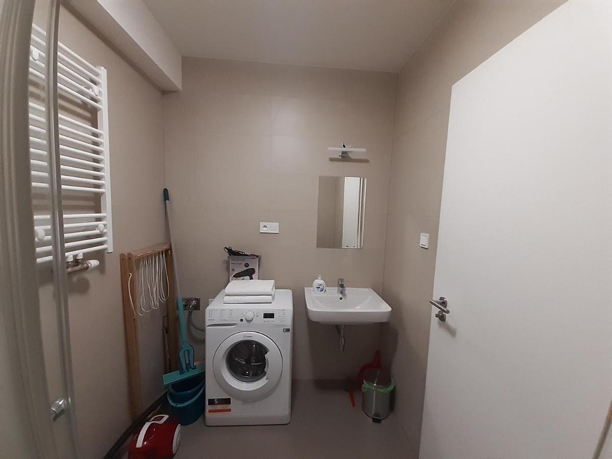 Appartement Entrez Radnica à Košice Extérieur photo